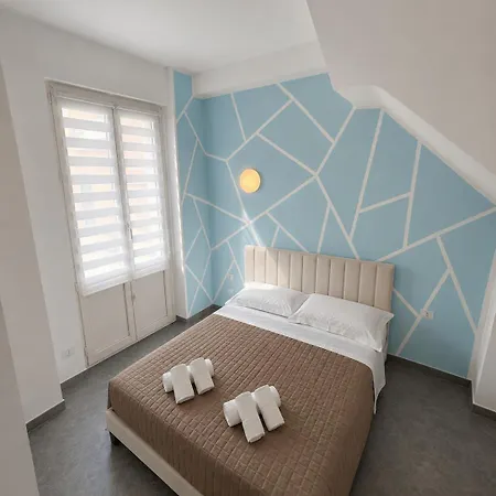 Daire Attico Con Terrazza Ac Wifi Alassio