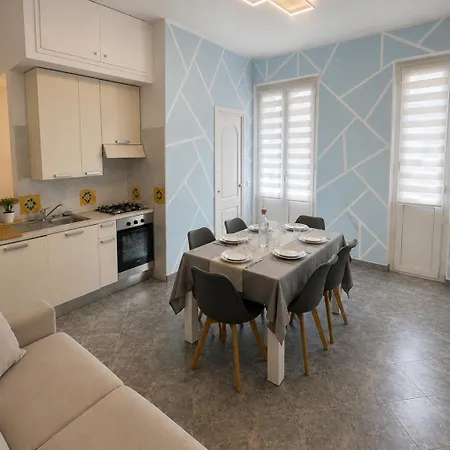 Attico Con Terrazza Ac Wifi Alassio